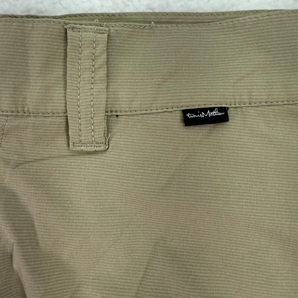 Travis Mathew Shorts Mens 32‎ (33) Beige Striped Chino Sports Golf Performance